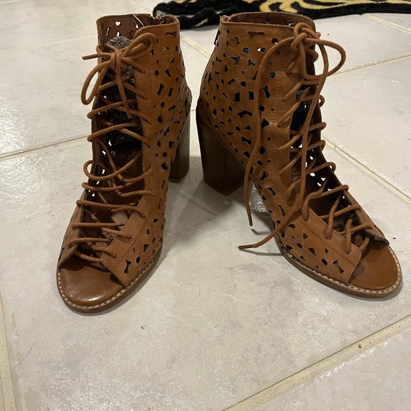 Jeffrey Campbell laser cut out lace up booties - Picture 1 of 3